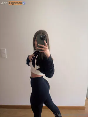 April Eighteen OnlyFans Leaked Free Thumbnail Picture - #iGxQQ3HZ7n
