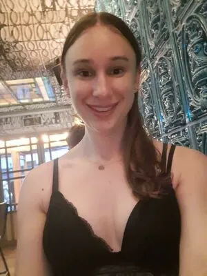 April Jones OnlyFans Leaked Free Thumbnail Picture - #UHEhCTealT