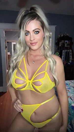 April Leanne Peterson Aprilleeanne OnlyFans Leaked Free Thumbnail Picture - #w83H6Me1rE