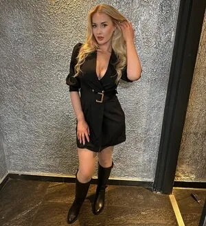 April Mae Xox OnlyFans Leaked Free Thumbnail Picture - #1jLzf6arlR