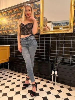 April Mae Xox OnlyFans Leaked Free Thumbnail Picture - #h9QXLMXMbZ