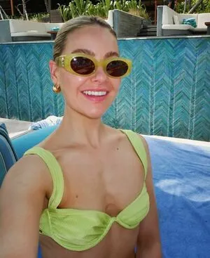 April Rose Pengilly OnlyFans Leaked Free Thumbnail Picture - #mOPVYVfquK