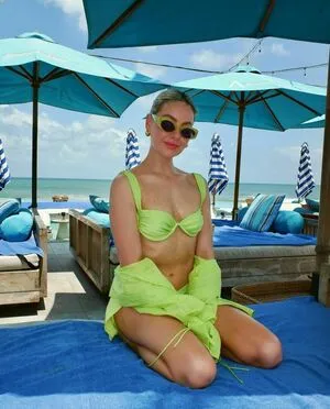 April Rose Pengilly OnlyFans Leaked Free Thumbnail Picture - #vye83ar5n7