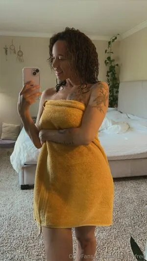 Aprilblazefree OnlyFans Leaked Free Thumbnail Picture - #0O534VWIUV