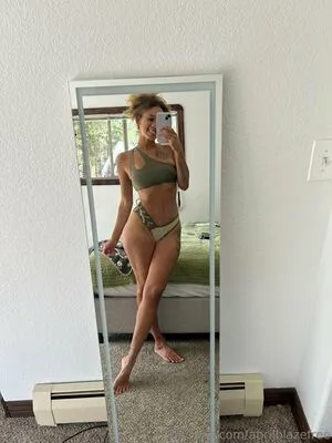 Aprilblazefree OnlyFans Leaked Free Thumbnail Picture - #qCmijkLaMB