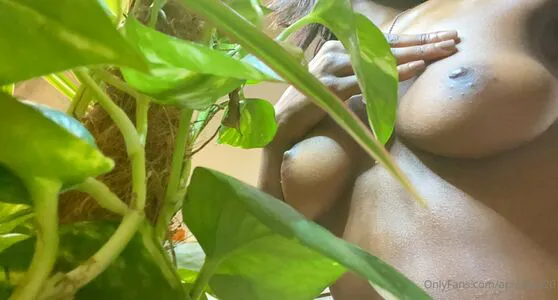Aprilrae420 OnlyFans Leaked Free Thumbnail Picture - #eFvR0aHgpy