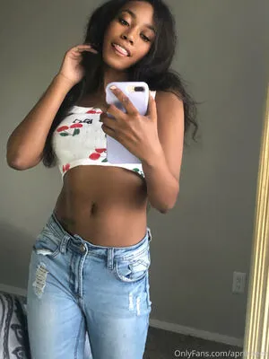 Aprilraeee OnlyFans Leaked Free Thumbnail Picture - #AcGVdlY7yC