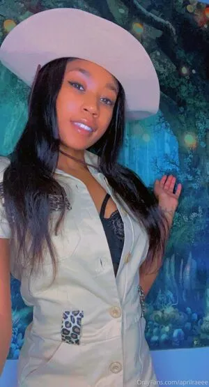 Aprilraeee OnlyFans Leaked Free Thumbnail Picture - #e0zSLNncj2