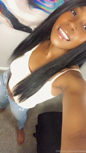 Aprilraeee OnlyFans Leaked Free Thumbnail Picture - #nSOhWN05nm