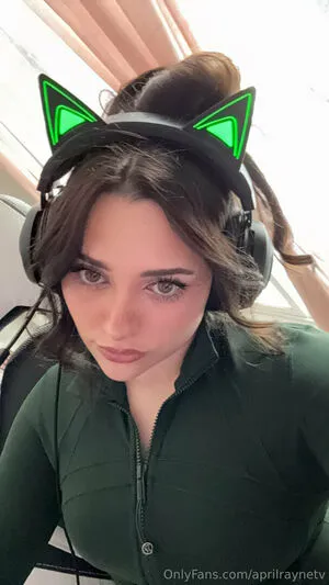 Aprilraynetv OnlyFans Leaked Free Thumbnail Picture - #fhyzKUY6o2