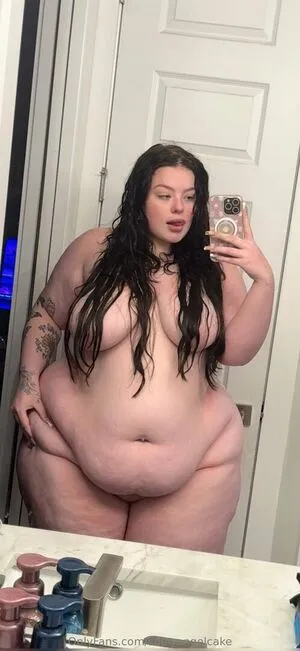 Apron Bellies OnlyFans Leaked Free Thumbnail Picture - #UaVBwk420B