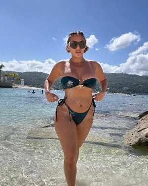 Ara Bozorgian OnlyFans Leaked Free Thumbnail Picture - #4ayPU2OeKm