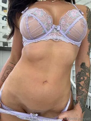 Arabella Mia OnlyFans Leaked Free Thumbnail Picture - #4wvx696Lca