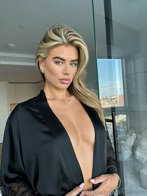 Arabellachi OnlyFans Leaked Free Thumbnail Picture - #P6ZZiorDCg