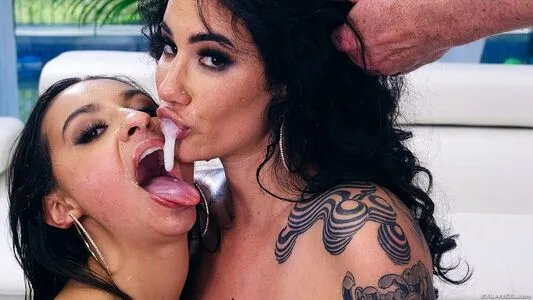 Arabelle Raphael OnlyFans Leaked Free Thumbnail Picture - #2MM3KoNiY4