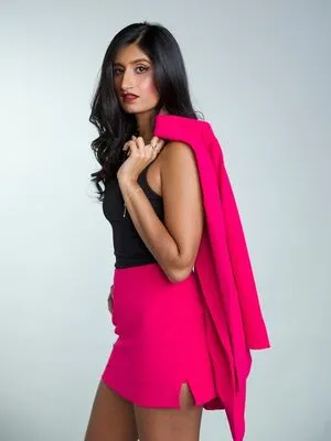 Arasha Lalani OnlyFans Leaked Free Thumbnail Picture - #Div8lIL3AT