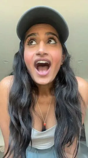Arasha Lalani OnlyFans Leaked Free Thumbnail Picture - #FjdnhsxvFY