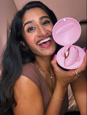 Arasha Lalani OnlyFans Leaked Free Thumbnail Picture - #ZClHpswD0E