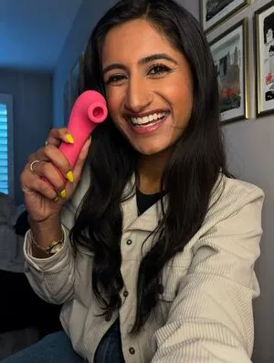 Arasha Lalani OnlyFans Leaked Free Thumbnail Picture - #qepS1go5wq