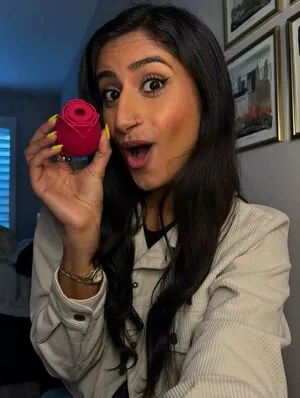 Arasha Lalani OnlyFans Leaked Free Thumbnail Picture - #vIaB4c5Fy1