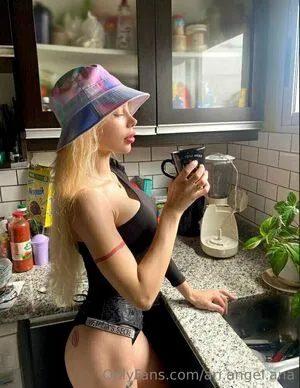 Ari Angel Ana OnlyFans Leaked Free Thumbnail Picture - #r0HBEOaeB2