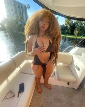 Aria Artizte OnlyFans Leaked Free Thumbnail Picture - #8q7mrzGx1h