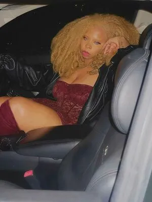 Aria Artizte OnlyFans Leaked Free Thumbnail Picture - #uE9L05VVHx