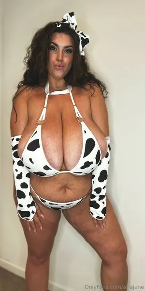 Aria Jane OnlyFans Leaked Free Thumbnail Picture - #reO5z2btPa