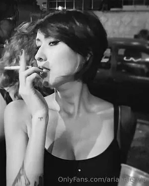 Ariaadlervip OnlyFans Leaked Free Thumbnail Picture - #U0dtYYFi49