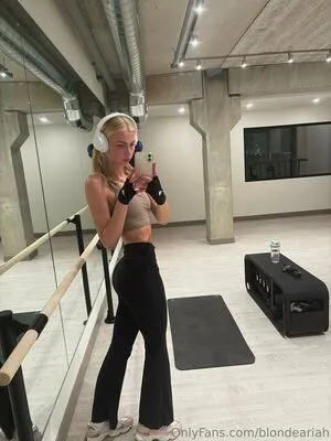 Ariah Is Blonde OnlyFans Leaked Free Thumbnail Picture - #i7GwUap3Q8