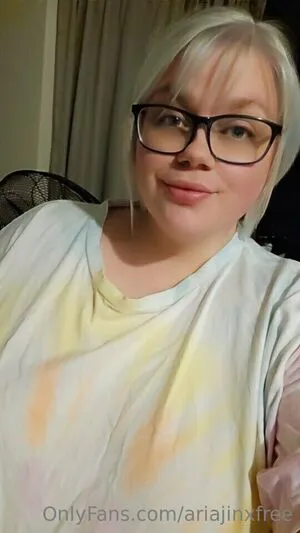 Ariajinxfree OnlyFans Leaked Free Thumbnail Picture - #9Kxg9LlV8W