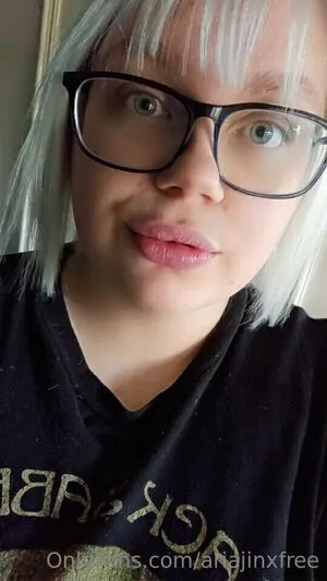 Ariajinxfree OnlyFans Leaked Free Thumbnail Picture - #9QOtLfX3BK