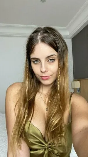 Ariajonnes OnlyFans Leaked Free Thumbnail Picture - #0Fopq5Mbn1