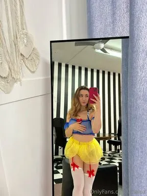 Arialuz OnlyFans Leaked Free Thumbnail Picture - #l54xkpXk4W