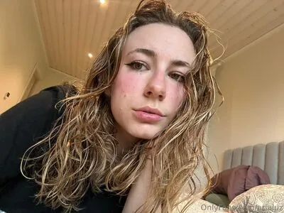 Arialuz OnlyFans Leaked Free Thumbnail Picture - #uMlW9QI7A5