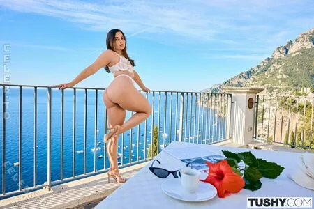 Ariana Van X OnlyFans Leaked Free Thumbnail Picture - #hz83O6b5lf