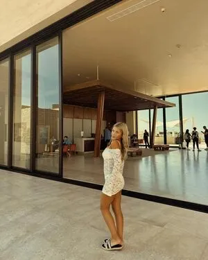 Arianaawhite OnlyFans Leaked Free Thumbnail Picture - #L5IWsHsrMO