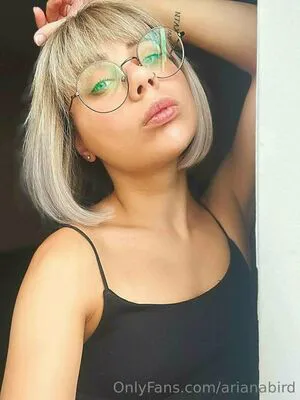 Arianabird OnlyFans Leaked Free Thumbnail Picture - #0MjomxGuro