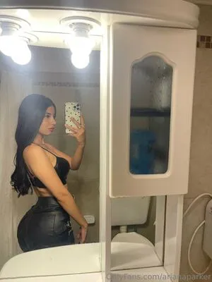 Arianaparker OnlyFans Leaked Free Thumbnail Picture - #8JxKqDp3oc