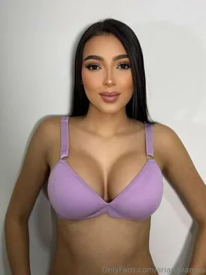 Arianavargas OnlyFans Leaked Free Thumbnail Picture - #1vv6ma9iFS