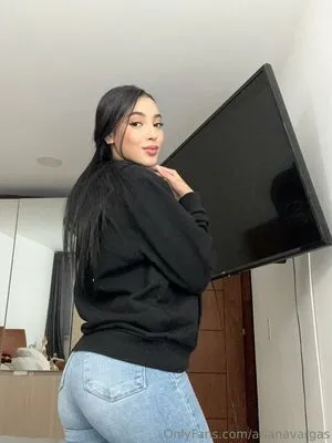 Arianavargas OnlyFans Leaked Free Thumbnail Picture - #TOMscuR2HS