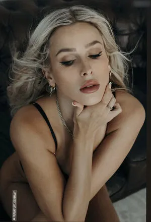 Ariane Schmidt OnlyFans Leaked Free Thumbnail Picture - #bjzyi4q1aP