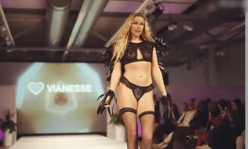 Ariane Schmidt OnlyFans Leaked Free Thumbnail Picture - #kiDdcygTmo