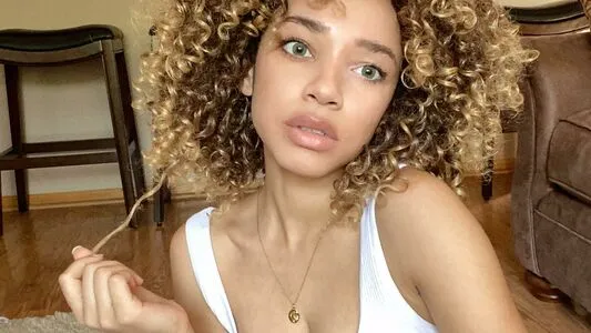 Arianna Flowers OnlyFans Leaked Free Thumbnail Picture - #NmXw0v2Izy