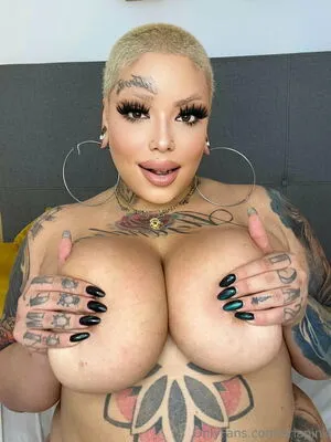 Ariapink OnlyFans Leaked Free Thumbnail Picture - #GWrDUSrW95