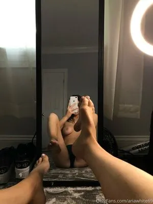 Ariawhite69 OnlyFans Leaked Free Thumbnail Picture - #ZGlVjOAF5N