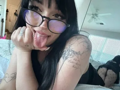 Ariaxskyee OnlyFans Leaked Free Thumbnail Picture - #5ntuj8L1S8