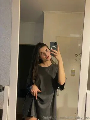 Ariel Juicy Ass OnlyFans Leaked Free Thumbnail Picture - #StkjmjQiSN