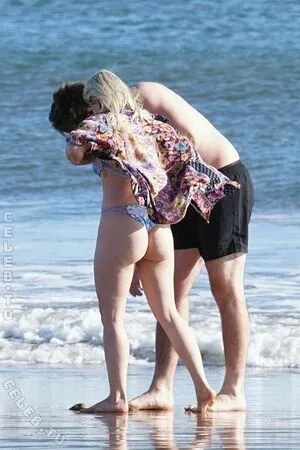 Ariel Winter OnlyFans Leaked Free Thumbnail Picture - #3MIO1todoT