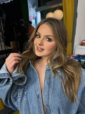 Ariel Winter OnlyFans Leaked Free Thumbnail Picture - #SBMiEjukxQ
